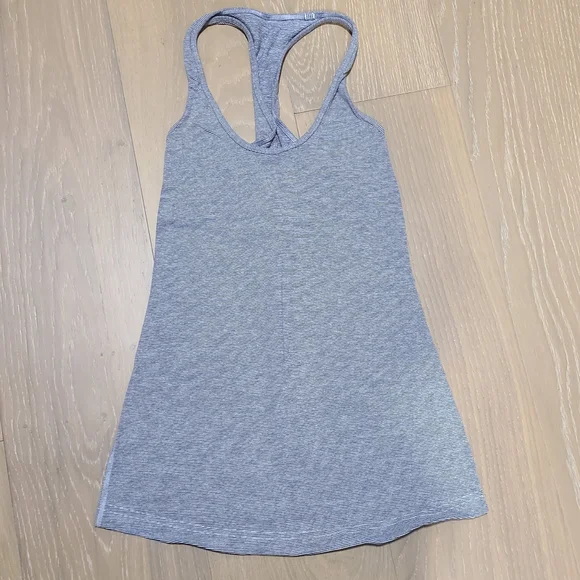 Lululemon striped tank size 4 - Picture 1 of 3